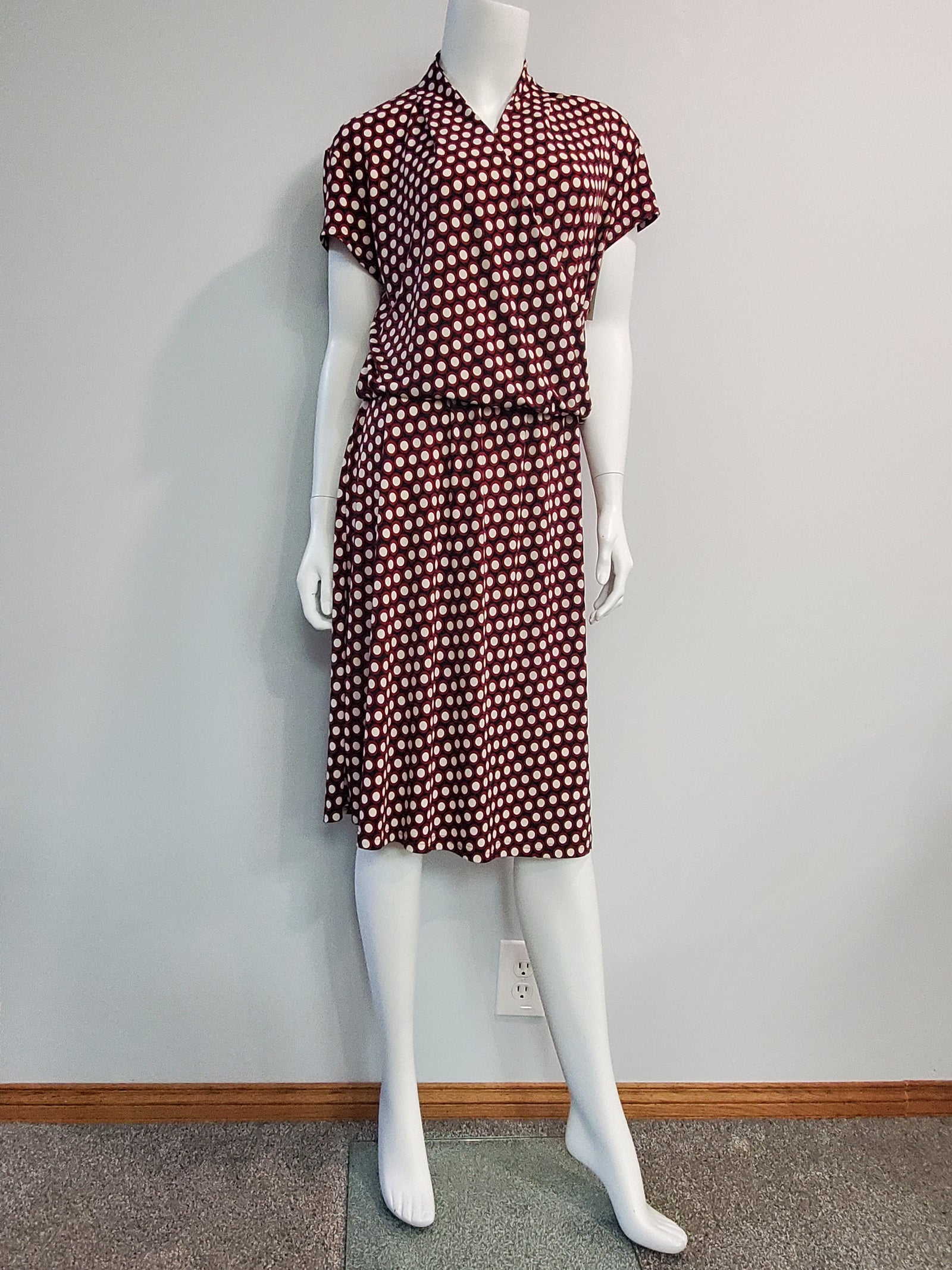 Funnel Neck Faux Wrap Dress with short sleeve